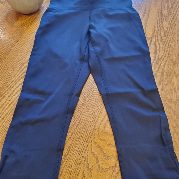 Lululemon capris leggings ❣ - Picture 3 of 3